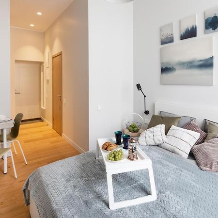 Modern Design Studio Apartment In Riga Center Екстер'єр фото