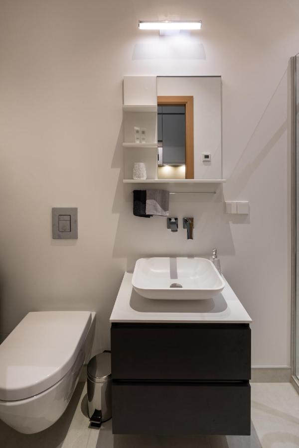 Modern Design Studio Apartment In Riga Center Екстер'єр фото